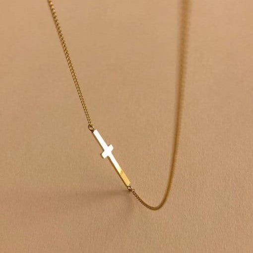 Clara Necklace